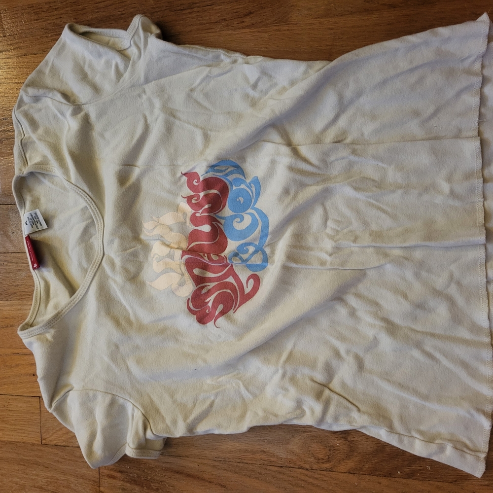 Levi's Cream Graphic Tee